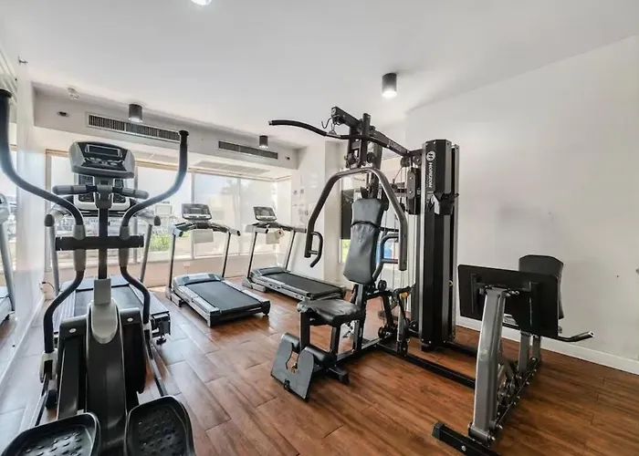 Breezy 1br Near Bts Udomsuk Apartment Bangkok